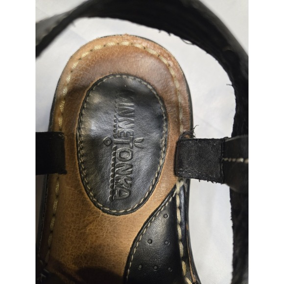 Minnetonka Womens 7.5 Black Brown Leather Sandals Slingback Adj Closure Comfort - Picture 3 of 9